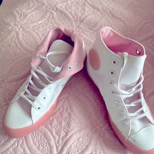 Women’s converse